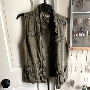 Fashion military style vest 100% tencel